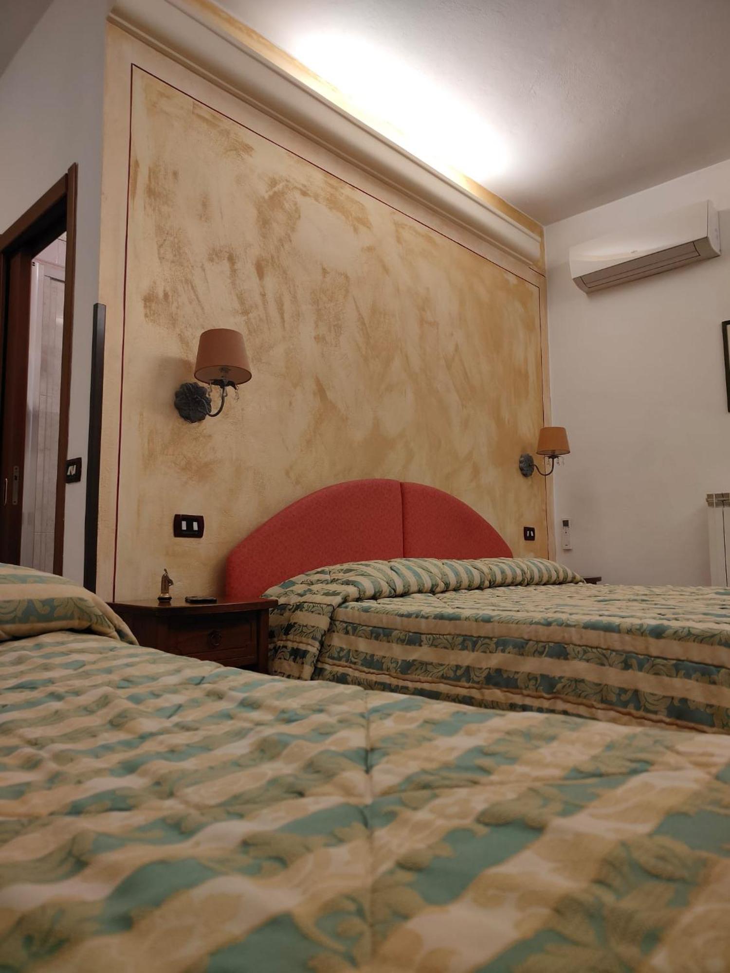 Santa Maria Giudice Hotel Ristorante Da Carlos מראה חיצוני תמונה
